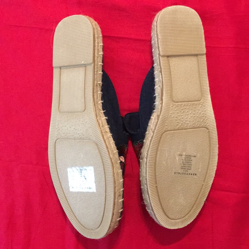 Aeropostale denim sandals - Picture 2 of 4